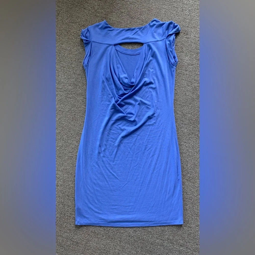 Athleta Charisma Women's Purple Knit Dress~ Peek‎ A Boo Back Size Medium - Picture 11 of 11